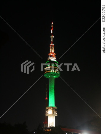 N首爾塔燈飾 83265792