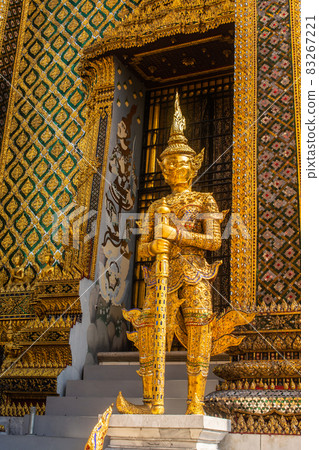 Within Wat Phra-Kaew and the Grand Palace that is a famous tourist attraction with beautiful art and long history in Bangkok Thailand. 83267221