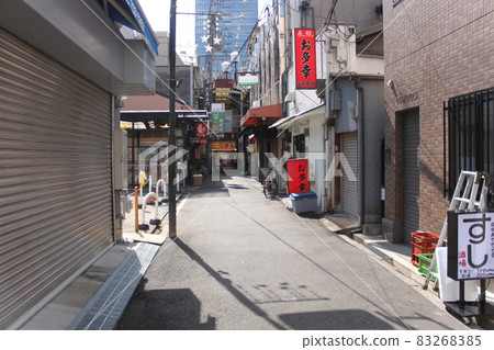 堺東站前餐廳街後街 83268385