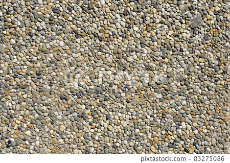Pebbles wall 83275086
