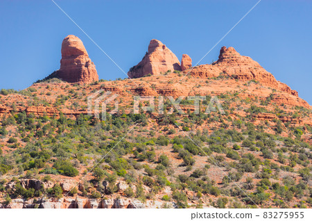 Red rocky mountain in Sedona 83275955