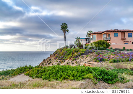 House with ocean and sky background view at San Diego California coastline 83276911