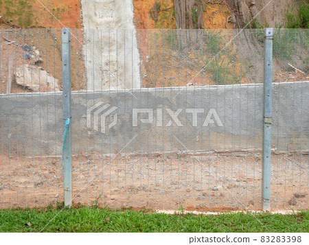 Anti-climb fencing made from galvanized steel install at the perimeter or property boundary to prevent the intruder. Its close nets can prevent intruders from climbing the fence. 83283398