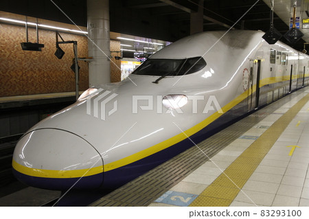 Shinkansen MAX Shinkansen MAX 83293100