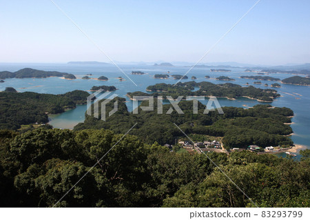 Sasebo's popular tourist spot "Tenkaiho", a beautiful view of Kujukushima 83293799