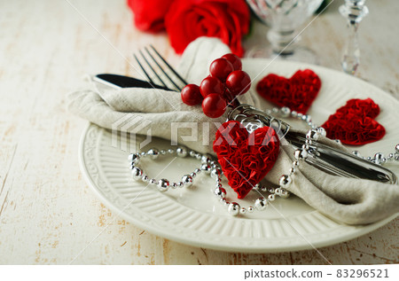 情人節餐桌佈置 83296521
