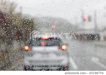 雨 雨 83296734