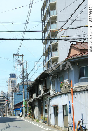 Scenery around Tanimachi, Osaka 83299494