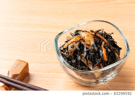 煮熟的羊栖菜 煮熟的羊栖菜 83299592