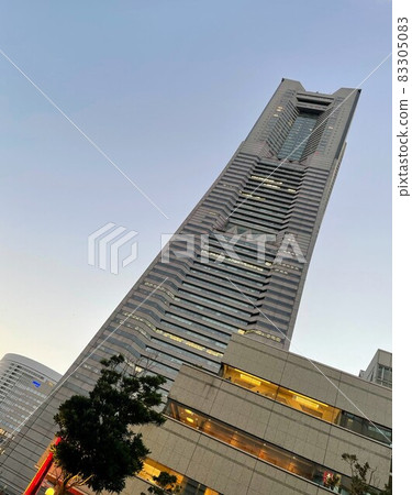 橫濱港未來的高層建築 橫濱港未來的高層建築 83305083
