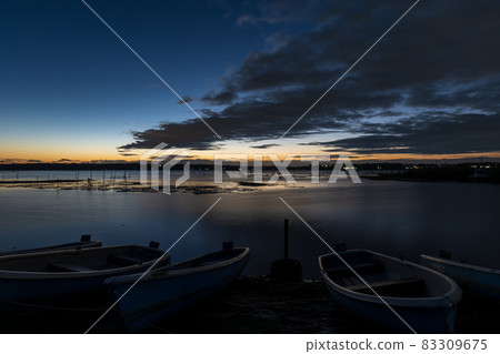 因巴沼十月的黎明 因巴沼十月的黎明 83309675