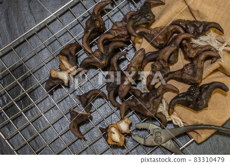 Water caltrop, Water Chestnut, Trapa natans Water caltrop, Water Chestnut, Trapa natans 83310479