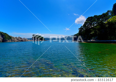 Jodogahama and Toishihama seen from Jodogahama and Hidejima, the beach sidewalk, Tohoku, Miyako City, Iwate Prefecture (1) 83311617