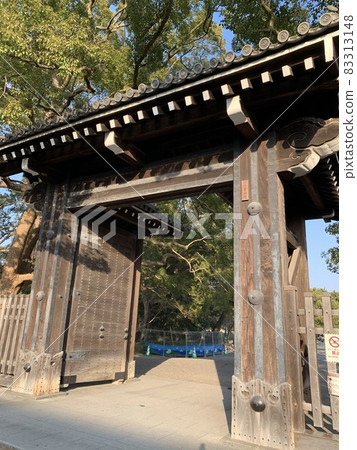 售中大門 83313148