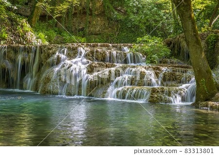 Cascade waterfalls 83313801