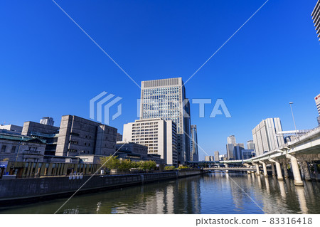 [大阪]淀屋橋地區商業區的風景 83316418
