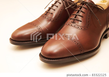 New brown quarter brogue leather shoes 83322125