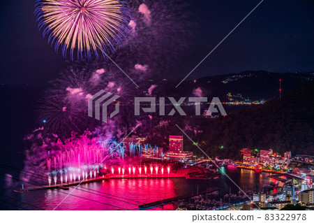 熱海 100 萬美元的夜景和海上煙花匯演 熱海 100 萬美元的夜景和海上煙花匯演 83322978