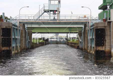 Nakagawaguchi Canal Gate of Nakagawa Canal (Nagoya Port) Nakagawaguchi Canal Gate of Nakagawa Canal (Nagoya Port) 83323567