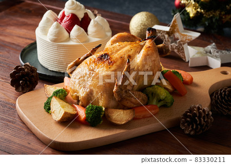 Roast chicken and Christmas tree Roast chicken and Christmas tree 83330211
