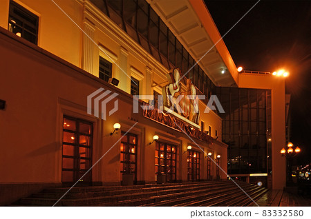 The modern building of the Moscow Circus on Tsvetnoi Boulevard at night, Moscow, Russia The modern building of the Moscow Circus on Tsvetnoi Boulevard at night, Moscow, Russia 83332580