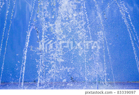 Splashes of the fountain Splashes of the fountain 83339097
