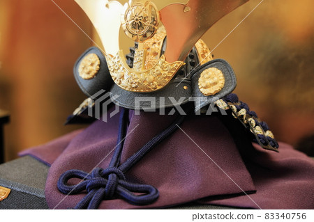 五月娃娃（金色折屏） 83340756