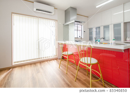 新建獨立屋客廳餐廳櫃檯 新建獨立屋客廳餐廳櫃檯 83340850