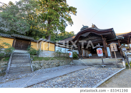 Kotohiragu Shrine in early autumn, Kotohira Town, Kagawa Prefecture 83341198