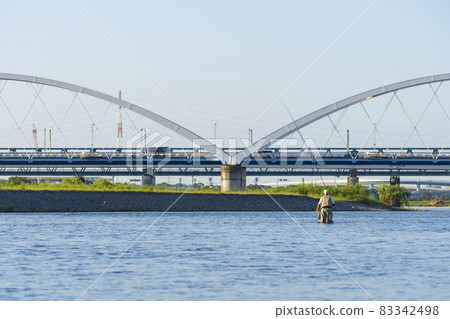 [Kanagawa Prefecture] Sagami River (near Ayumi Bridge) 83342498