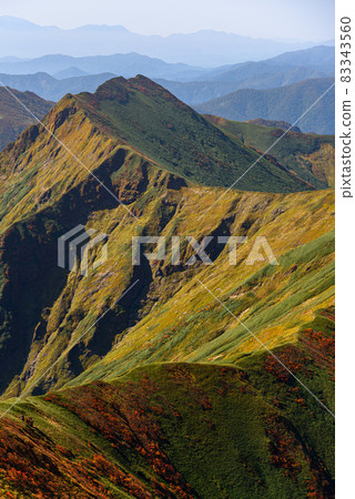 Autumn Tanigawa mountain range, Kawatana noto and cliffs 83343560