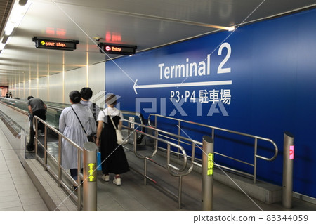 Haneda Airport connecting passageway to Terminal 2 Haneda Airport Haneda Airport connecting passageway to Terminal 2 Haneda Airport 83344059