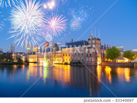 Binnenhof - Dutch Parliament, Holland Binnenhof - Dutch Parliament, Holland 83349897