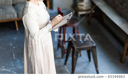 職業女性確認 83349983
