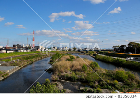 Looking toward Umeda, Osaka City over the Ina River from the Torikurabashi area on the Sakurazuka Highway in Toyonaka City Looking toward Umeda, Osaka City over the Ina River from the Torikurabashi area on the Sakurazuka Highway in Toyonaka City 83350334