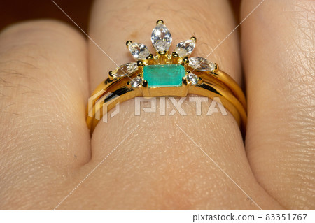 Paraiba and zircon gold rings Paraiba and zircon gold rings 83351767