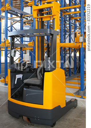 Forklift Forklift 83352219