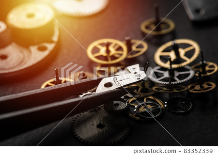 many parts of mechanical wristwatch many parts of mechanical wristwatch 83352339