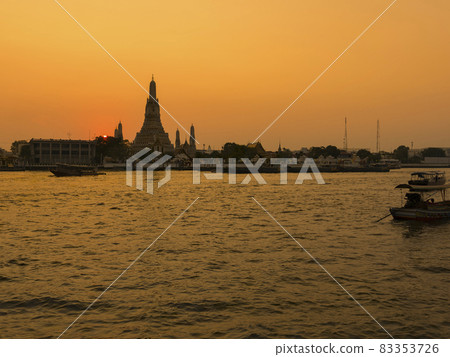 Bangkok, Thailand Wat Arun, Bangkok, Thailand Evening view Wat Arun, Bangkok, Thailand 83353726