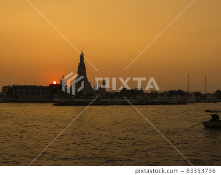 Bangkok, Thailand Wat Arun, Bangkok, Thailand Evening view Wat Arun, Bangkok, Thailand Bangkok, Thailand Wat Arun, Bangkok, Thailand Evening view Wat Arun, Bangkok, Thailand 83353736