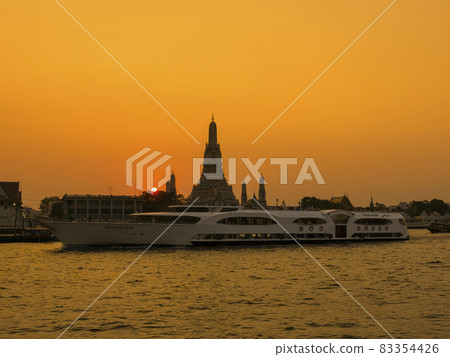 泰國曼谷湄南河遊輪鄭王廟晚景日落曼谷，TH 83354426