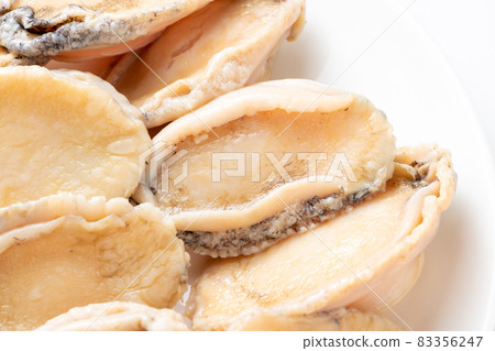 Abalone (domestic Ezo abalone) Peeled meat. Abalone (domestic Ezo abalone) Peeled meat. 83356247