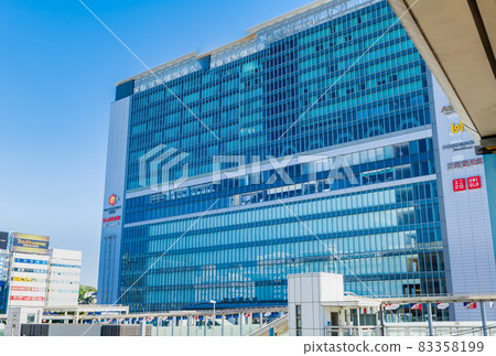 新橫濱站北口 83358199