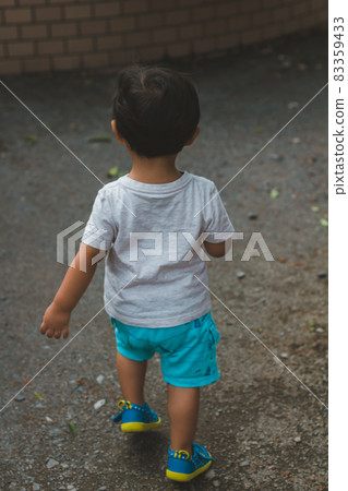 younger, baby boy, boy 83359433