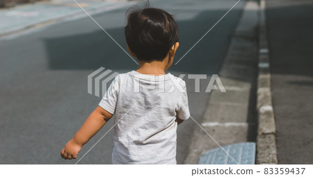 兒童 小孩 孩子 83359437