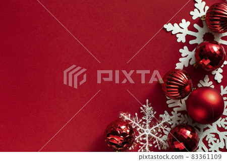 Christmas decorations and copy space Christmas decorations and copy space 83361109