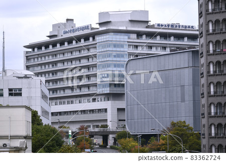 日本的橫濱城市景觀昭和大學北橫濱醫院=橫濱都筑區 日本的橫濱城市景觀昭和大學北橫濱醫院=橫濱都筑區 83362724