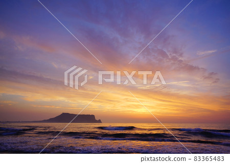 Seongsan sunrise 83365483