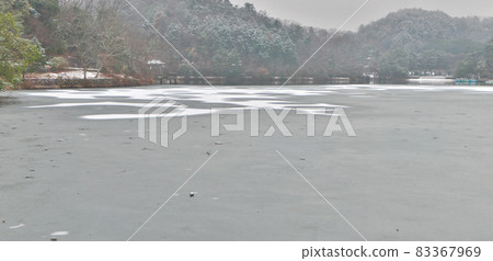 寶池冰雪景觀 寶池冰雪景觀 83367969