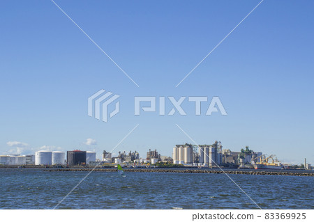 Scenery of Keiyo Industrial Zone in Chiba Prefecture 83369925